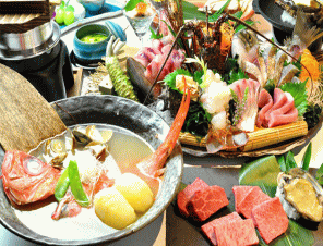伊豆名産の金目鯛、伊勢海老、アワビは利用した和風創作コース